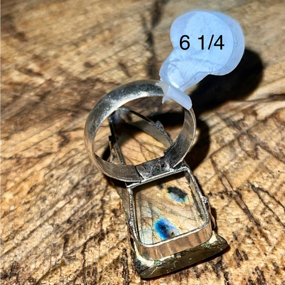 Raw Labradorite Ring Size 6 1/4 - Picture 12 of 15